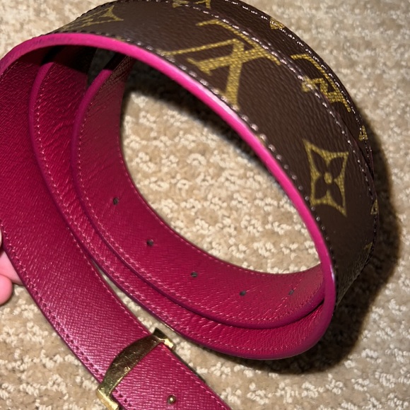 Louis Vuitton Accessories - Price FIRM LOUIS VUITTON authentic reversible belt size 80 30mm